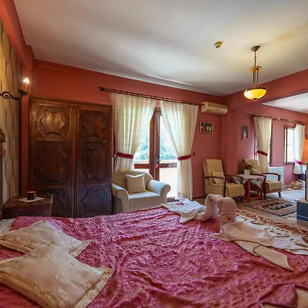 فندق Efes Butik كيرازلي