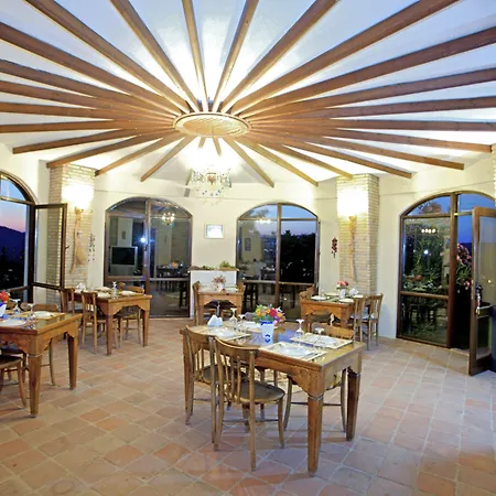 فندق Efes Butik كيرازلي