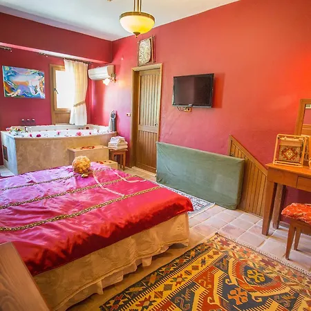 Efes Butik Hotel 3*