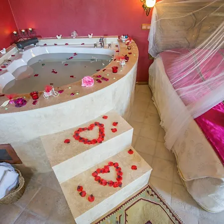 Efes Butik 3* Kirazli